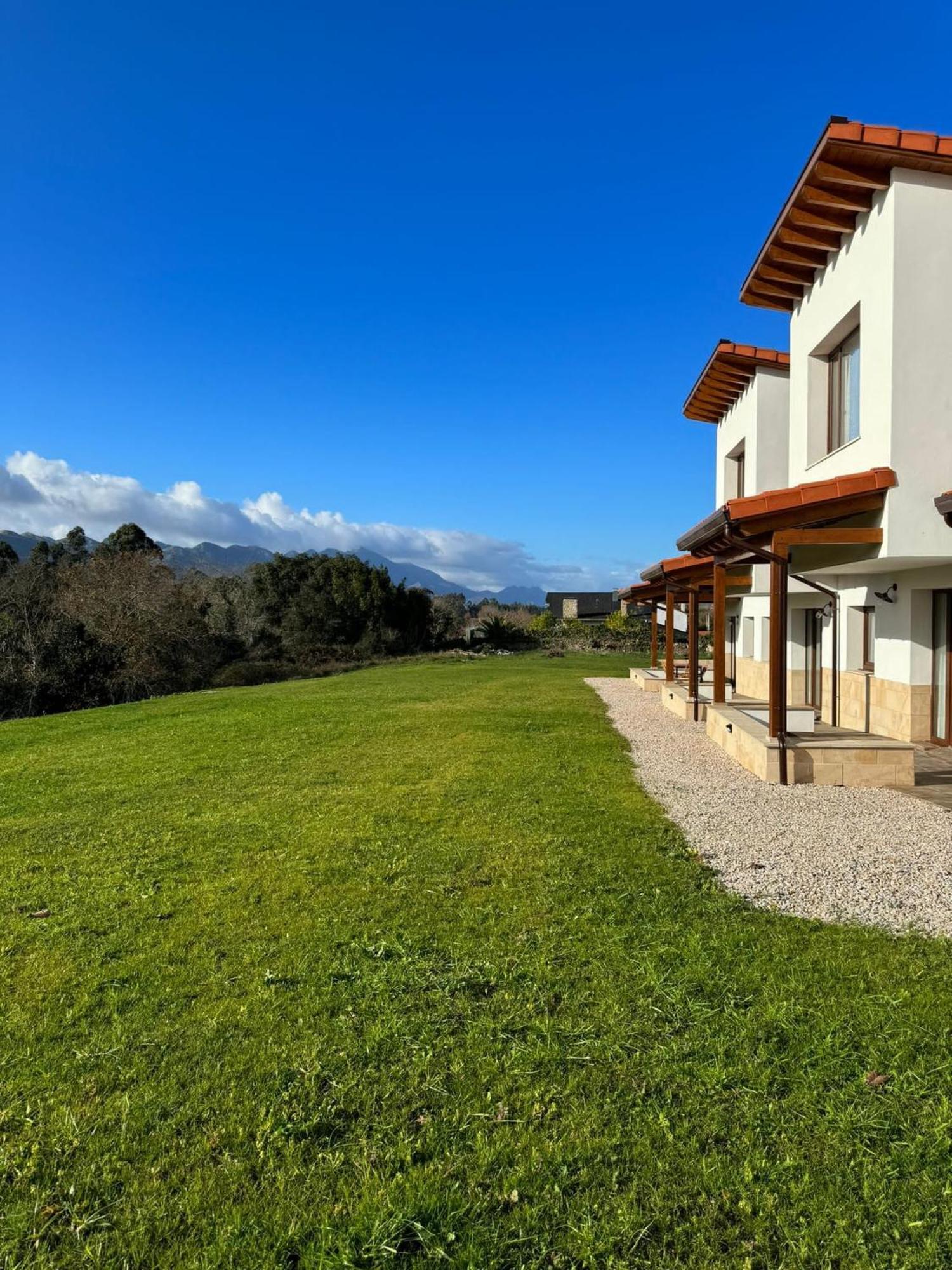 Terradeva Apartamentos Colombres Esterno foto